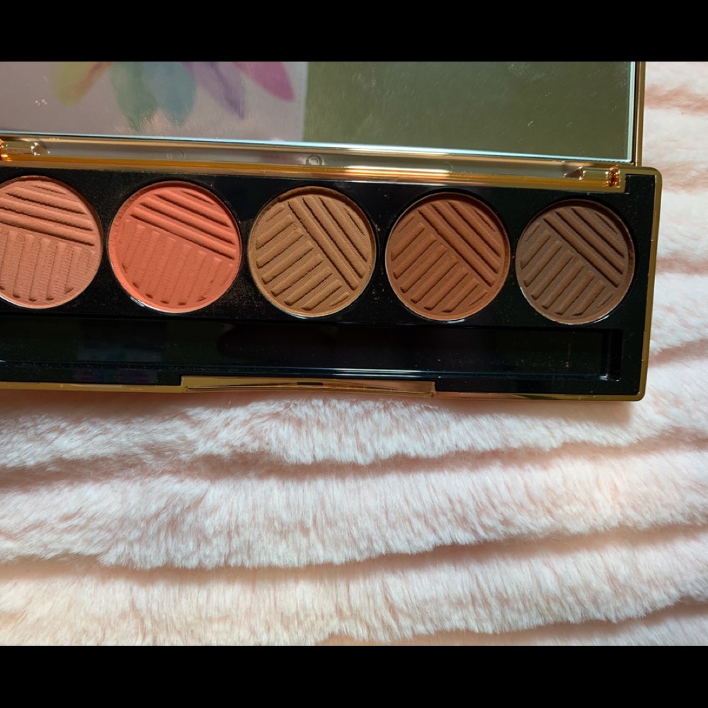Dose of Colors 5 pan Eyeshadow Palette